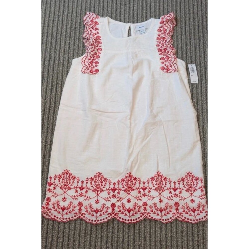 New With Tags (NWT) Old Navy white and red embroidered eyelet shift
